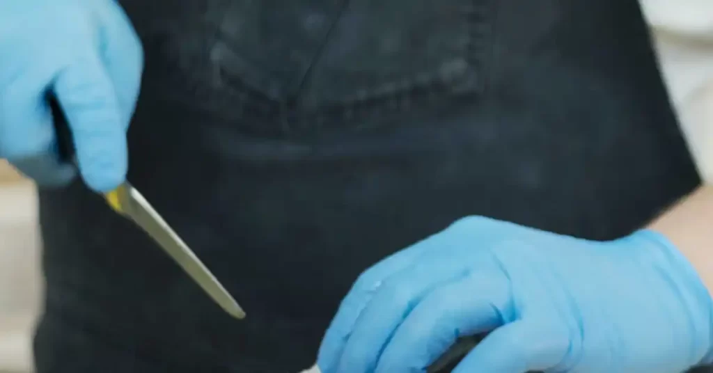 how do cut resistant gloves work - USAMED Medical Distributors